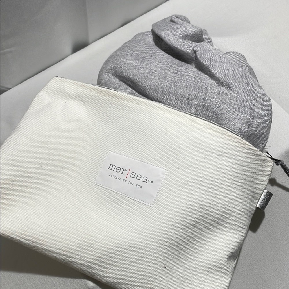 Women’s gray linen wrap from MerSea. Perfect weight for cool summer evenings